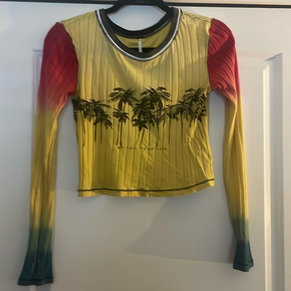 Free peoples long sleeves top